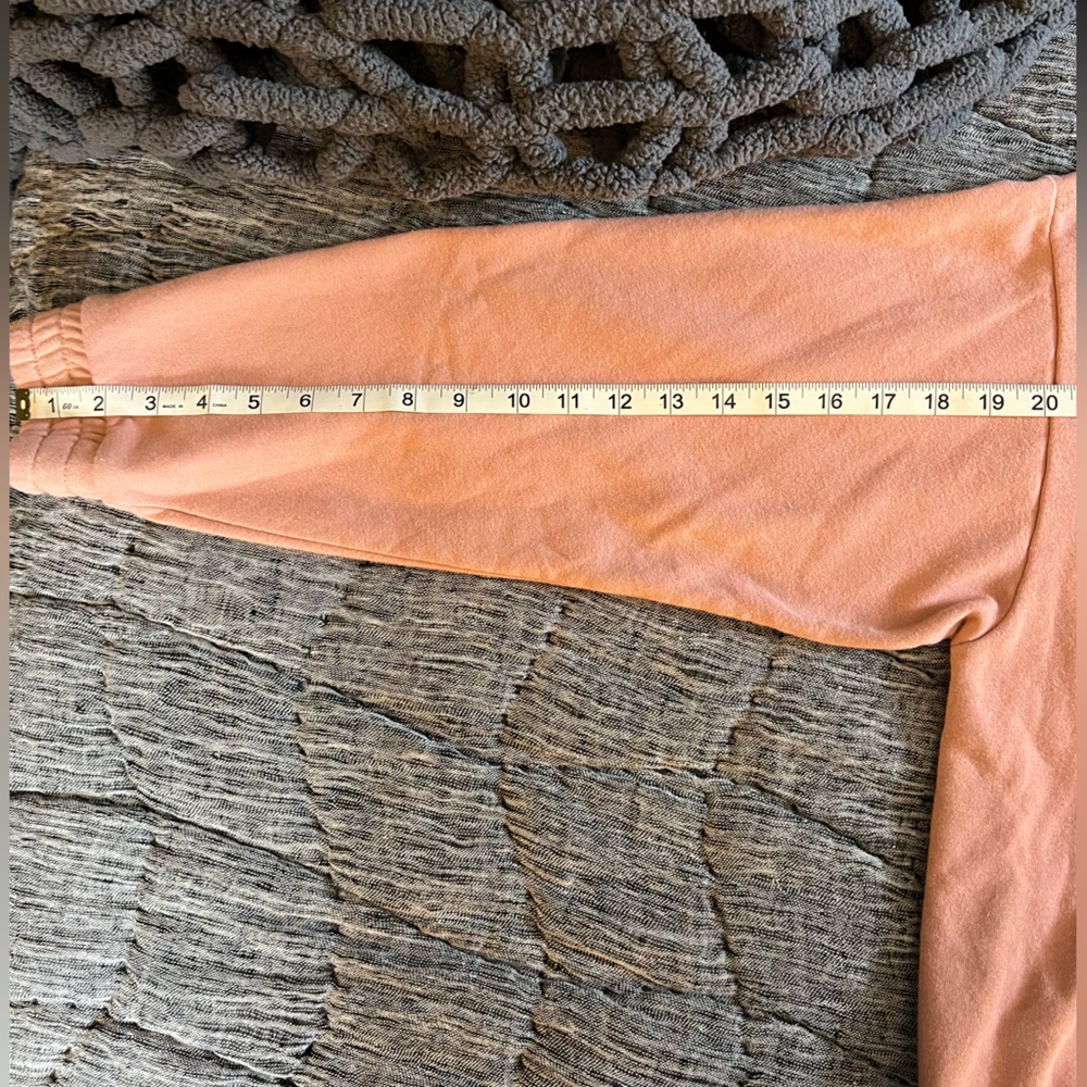 The North Face Women’s Hoodie - Picture 6 of 8